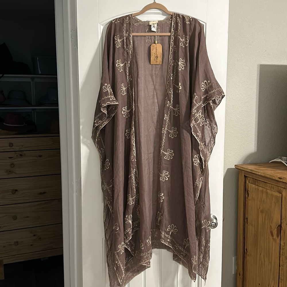 Natural Life Jamie Kimono • Taupe Boho Embroidered Semi Sheer Duster • BRAND NEW